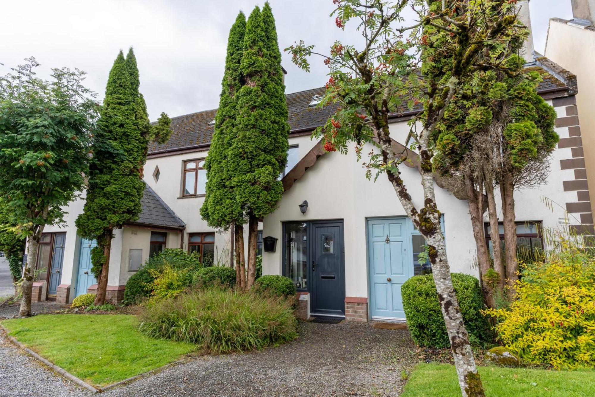 Tully'S Home, Tulfarris Village, Wicklow Блессінґтон Екстер'єр фото
